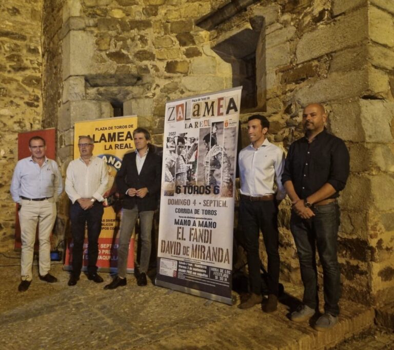 Main dans la main El Fandi – David de Miranda à Zalamea la Real