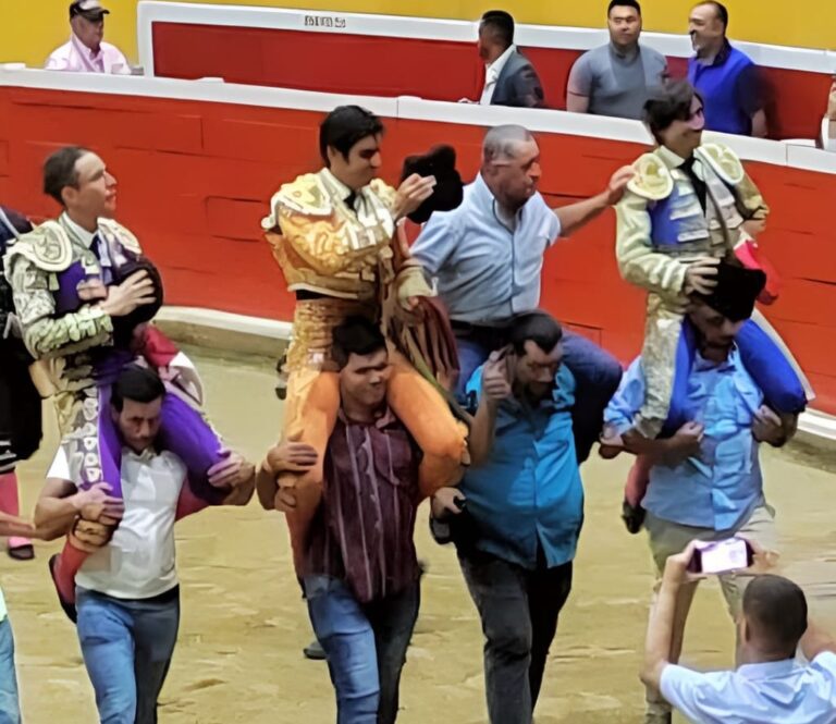 Apothéose à Tovar : pardon de Perera, course et saut périlleux de Curro Díaz et corrida d&rsquo;Orellana