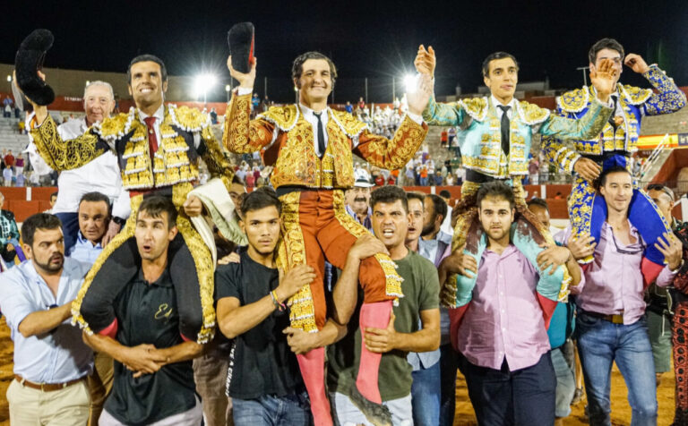 Corrida exquise de Morante;  chef-d&rsquo;œuvre d&rsquo;Emilio de Justo et même un pardon d&rsquo;Ángel Téllez à l&rsquo;Alcázar de San Juan
