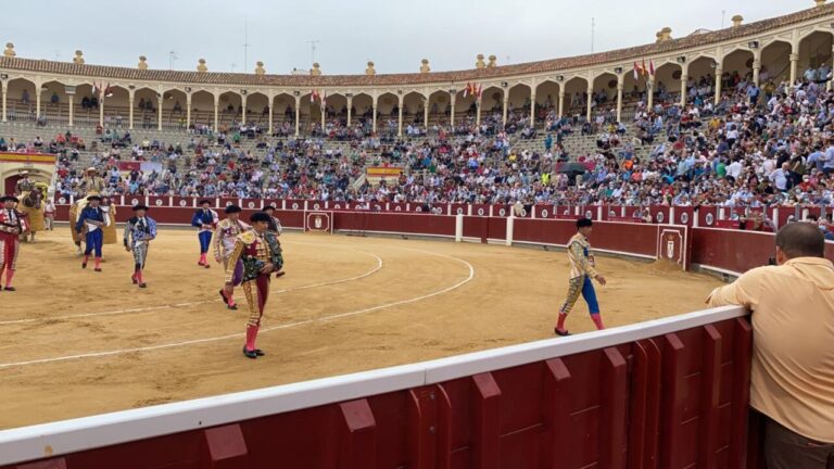 Deux oreilles pour Paco Ureña d&rsquo;un bon taureau de Domingo Hernández (Direct Albacete)
