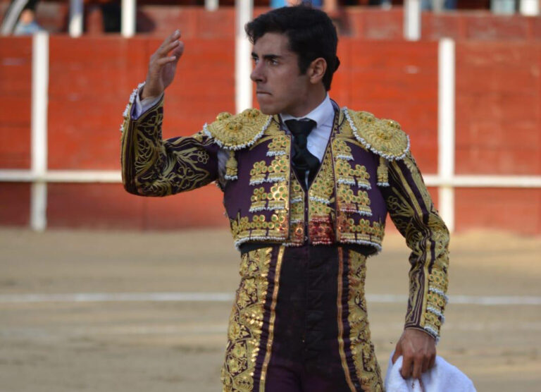 Plus de novilladas : José Rojo, aux côtés de celles de Raso de Portillo à Peralta