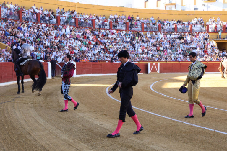 Puerta Grande pour Hermoso de Mendoza et Finito de Córdoba sur le retour des taureaux à Écija