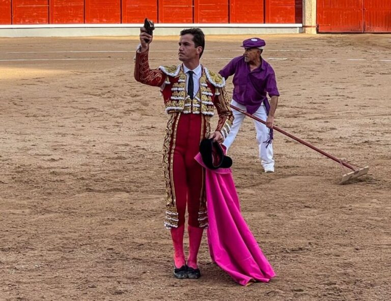 Tempéré et intelligent Daniel Luque, droit oreille du second (Direct Guadalajara)