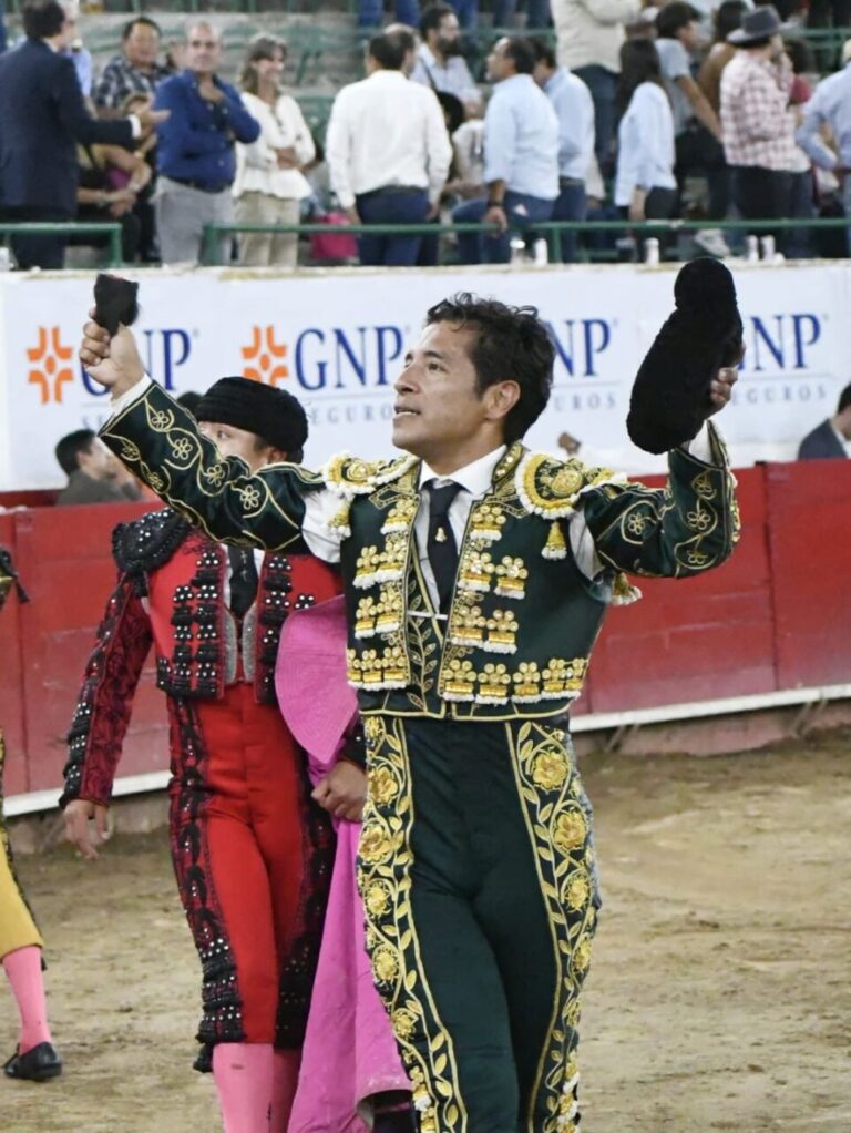 Pepe Murillo et El Sevillano, deux oreilles à Guadalajara