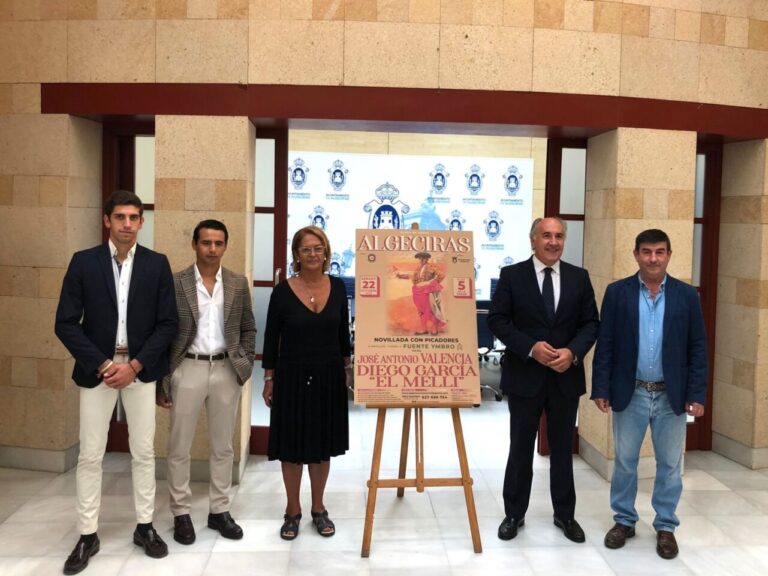 Une novillada avec des picadores à Algésiras en octobre