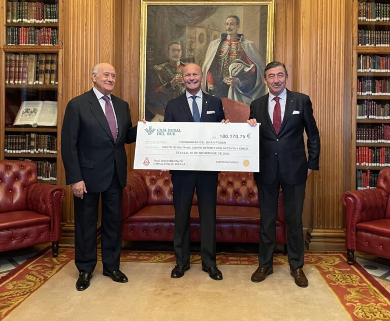 Empresa Pagés et Real Maestranza remettent 180 170,75 € à Gran Poder au profit du festival du 12 octobre