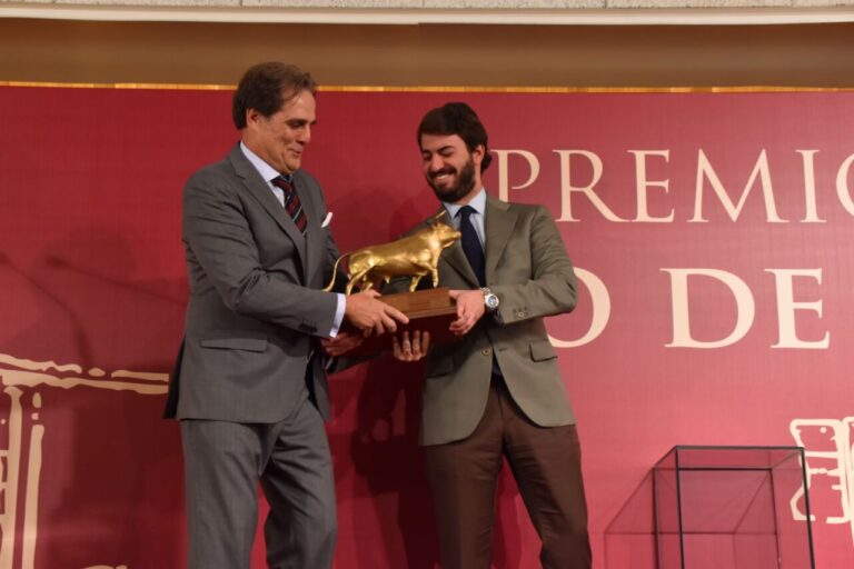 Galache : « Il est impossible de maintenir les élevages.  Si cela ne change pas, dans vingt ans, il n&rsquo;y aura plus d&rsquo;élevage de bétail.