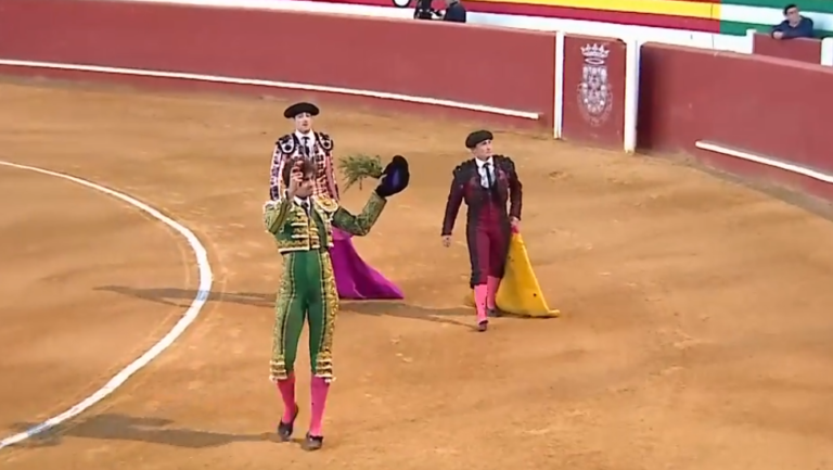 Huit épis dans la corrida de Niebla (Huelva)