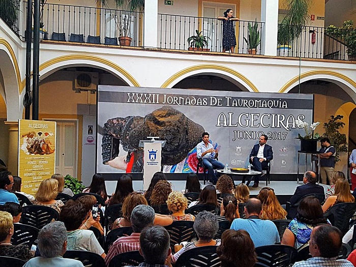 Cayetano inaugure avec succès les Journées taurines d&rsquo;Algésiras