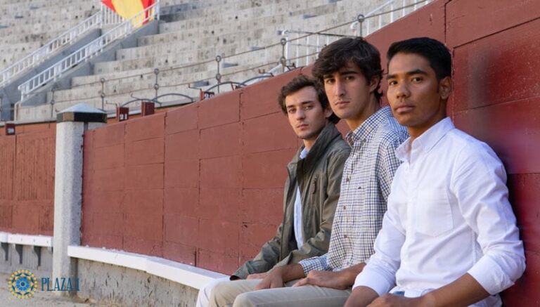 Leandro Gutiérrez, Álvaro Burdiel et Marcos del Rincón avant la finale du &lsquo;Road to Las Ventas&rsquo;