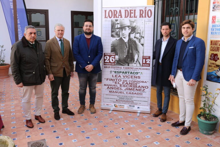 Présentation des affiches des deux festivités taurines qui se tiendront à Lora del Río (Séville)