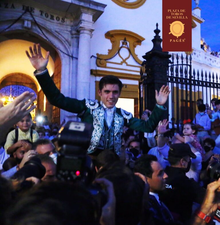 Guillermo Hermoso de Mendoza à propos de ses débuts à Fallas : « C&rsquo;est particulièrement excitant de revenir avec mon père à une date aussi importante que le 19 mars »