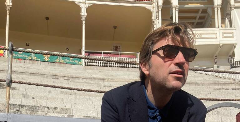 Le réalisateur Albert Serra tourne un documentaire taurin avec Roca Rey et Aguado : « Le monde est meilleur avec les corridas que sans »