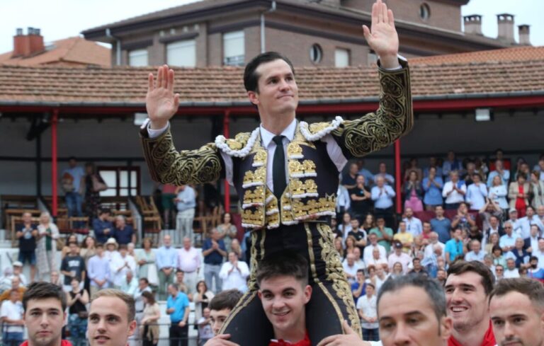Luque, un autre nom stellaire pour Azpeitia 2023
