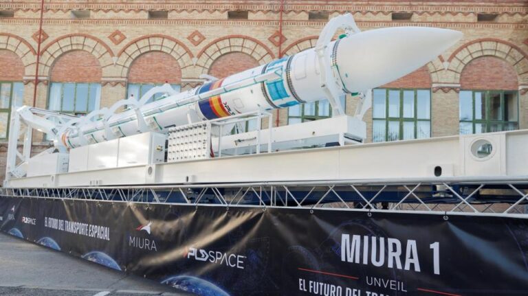 Miura, en orbite spatiale |  mundotoro.com