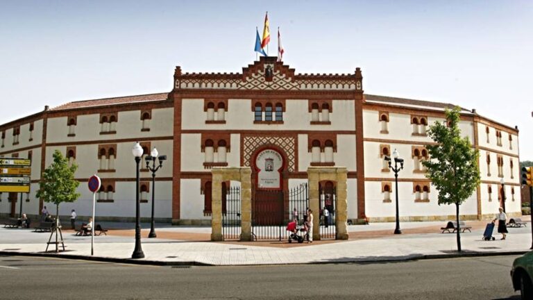 La Foire de Gijón 2023 n&rsquo;est plus qu&rsquo;une affaire de factions politiques