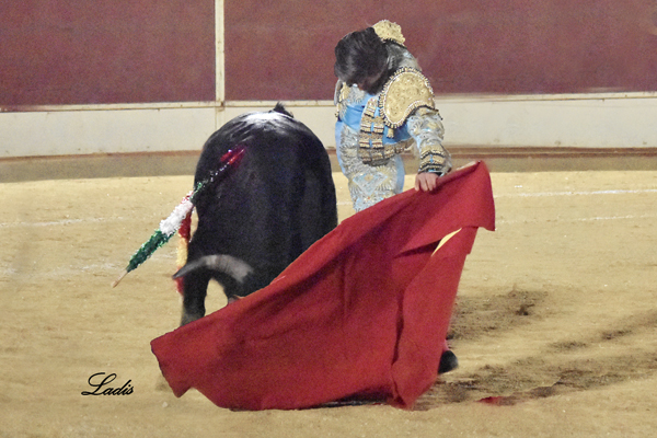 Martín Morilla se démarque, sur les épaules de Miguel Serrano à Casarrubios del Monte