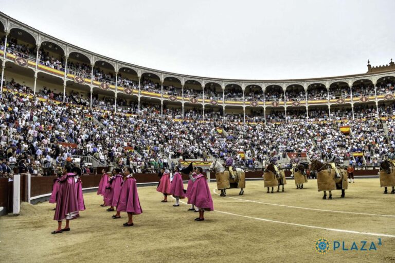 Un millier de spectateurs de plus plus tard dans les festivités pré-San Isidro