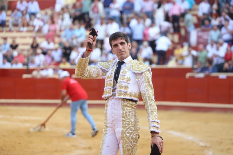 El Melli coupe la queue du cinquième à Sanlúcar de Barrameda