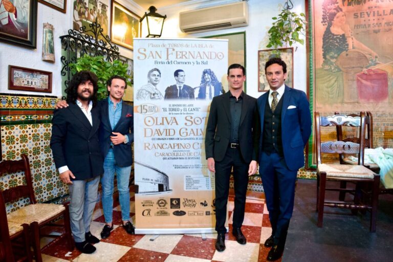 « Il n&rsquo;y a pas de billets » à la Présentation de la Corrida del Arte de San Fernando, Cadix