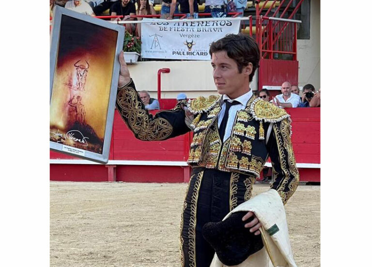 Parejo triomphe avec un « Pas de billets » sur le retour des taureaux à Mauguio