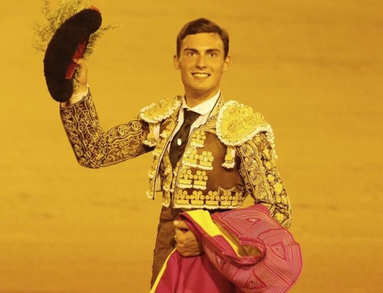 Suivez la corrida de Pallarés de Sevilla, en détail (Direct)