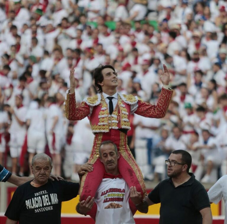 Roca Rey : tauromachie