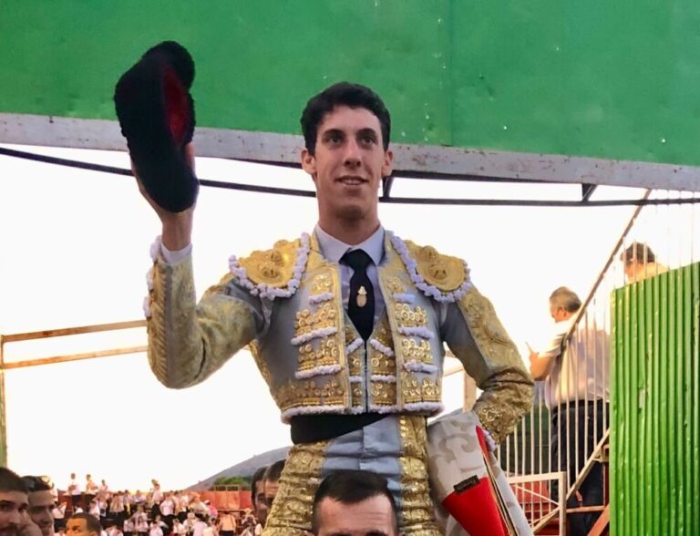 Puerta Grande de Diego García à Cebreros (Plus de festivités)