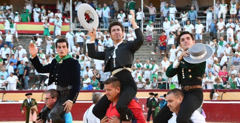 Un Leonardo colossal sur les épaules avec Pérez Langa et Guillermo Hermoso à Huesca