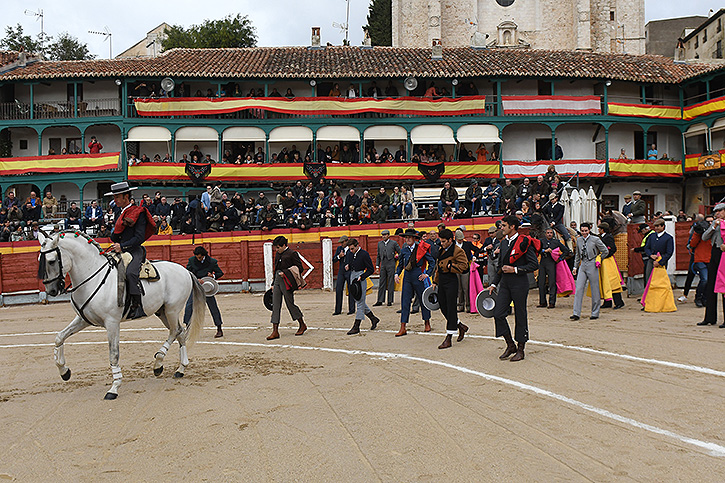 Centenaire de la fête de Chinchón : une troupe de toreros de premier ordre