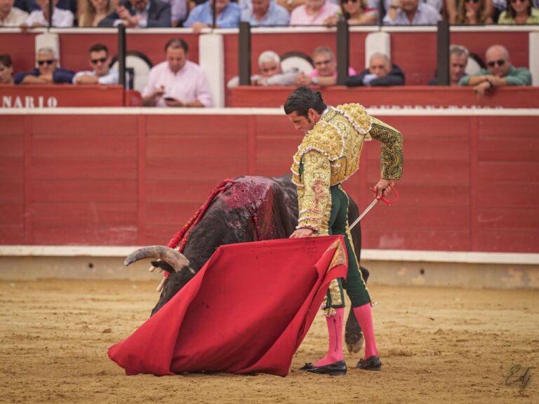 Emilio de Justo et le début du sommet à Albacete