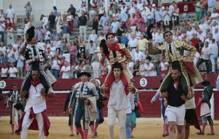 Paulita, Perera et un grand Álvaro Lorenzo : triple Puerta Grande à Calahorra