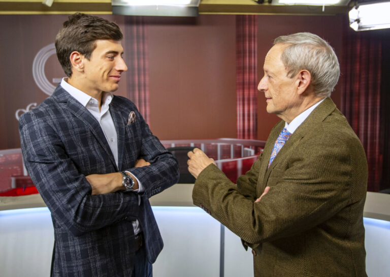 Nek Romero, invité spécial sur Grana y Oro sur CyLTV, Navarra TV et La 7 de La Rioja