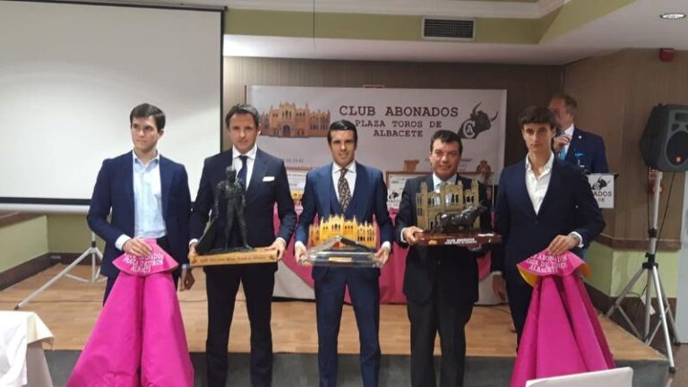 Emilio de Justo, Navalón, La Quinta, Promesas de Nuestra Tierra…, décernés par l&rsquo;Union des Abonnés d&rsquo;Albacete