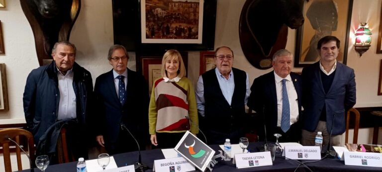 Les entités taurines de Biscaye ont discuté de la fête à Bilbao