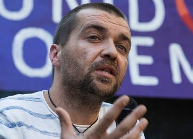 Le directeur des Droits des Animaux démissionne et quitte Podemos