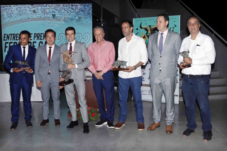Tauroemoción remet des prix aux lauréats 2022 des arènes de Cañaveralejo