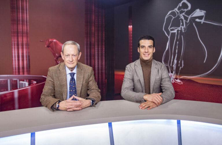 Le droitier de Burgos Morenito de Aranda, invité de Grana y Oro sur CyLTV, Navarra TV et La 7 de La Rioja