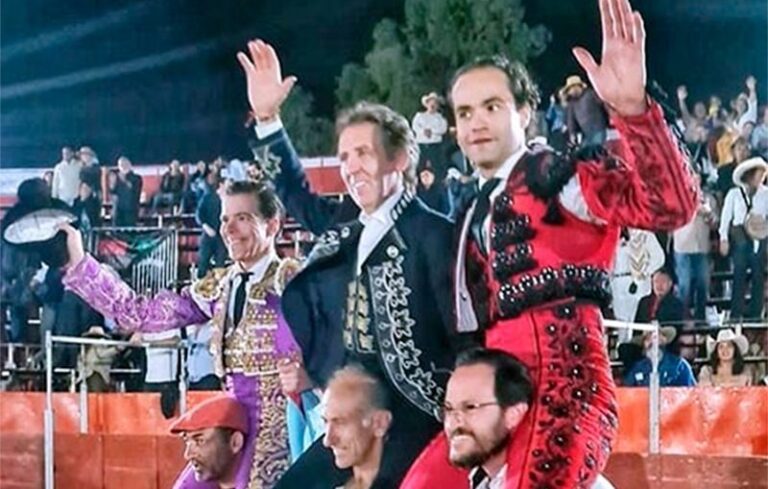 Séance plénière de Pablo Hermoso de Mendoza et d&rsquo;un brillant Javier Cortés, grand triomphe à la Tequila