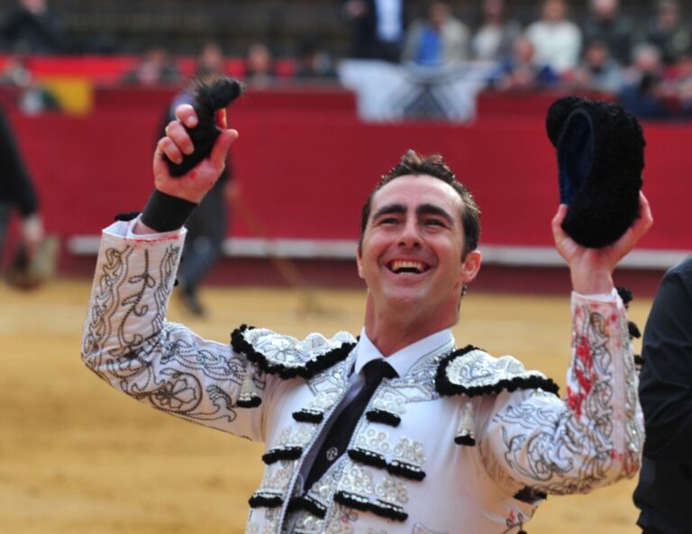 Puerta Grande pour El Fandi et Ureña la tâche dans le mascletá de Montalvo