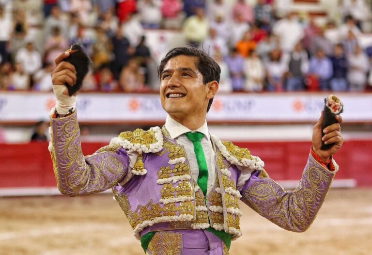 Luis David : il est arrivé, il a triomphé et il est parti ;  trois épis à San Marcos de Aguascalientes