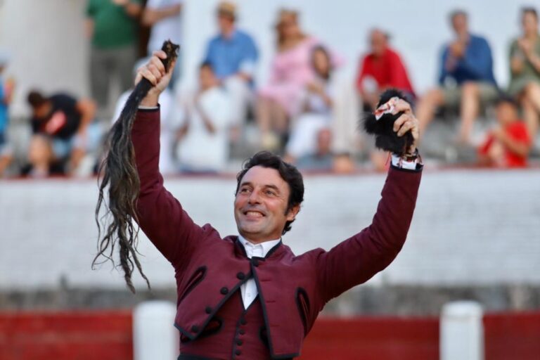 Andy Cartagena, événement en bord de mer à Benidorm