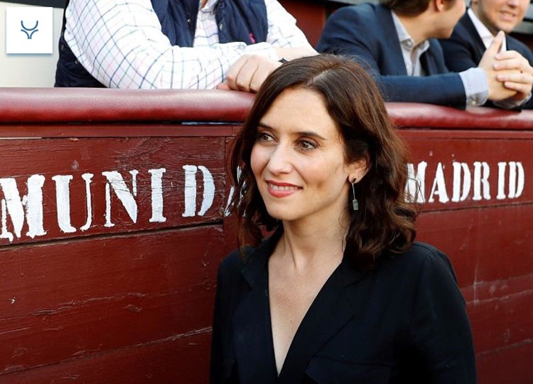 Isabel Díaz Ayuso : « Nous, les politiques, ne sommes pas là pour transformer la société, mais nous avons l'obligation de protéger et de promouvoir cette tradition »