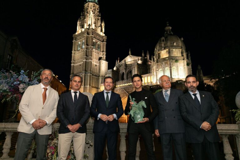 Roca Rey est récompensée à Tolède lors de la présentation de la foire Corpus Christi