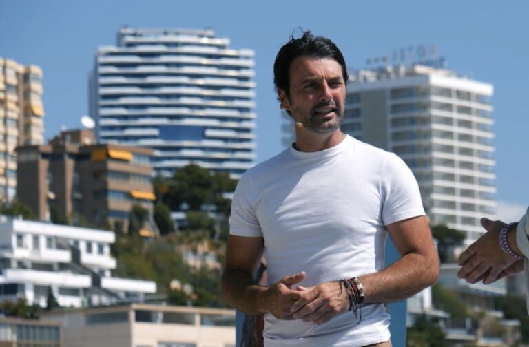 Andy Cartagena déchaîne les passions à Benidorm (Vidéo)