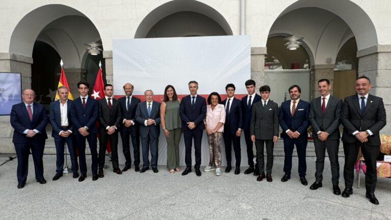 La Communauté de Madrid reçoit les finalistes de la Coupe Chenel et du Circuit Novilladas