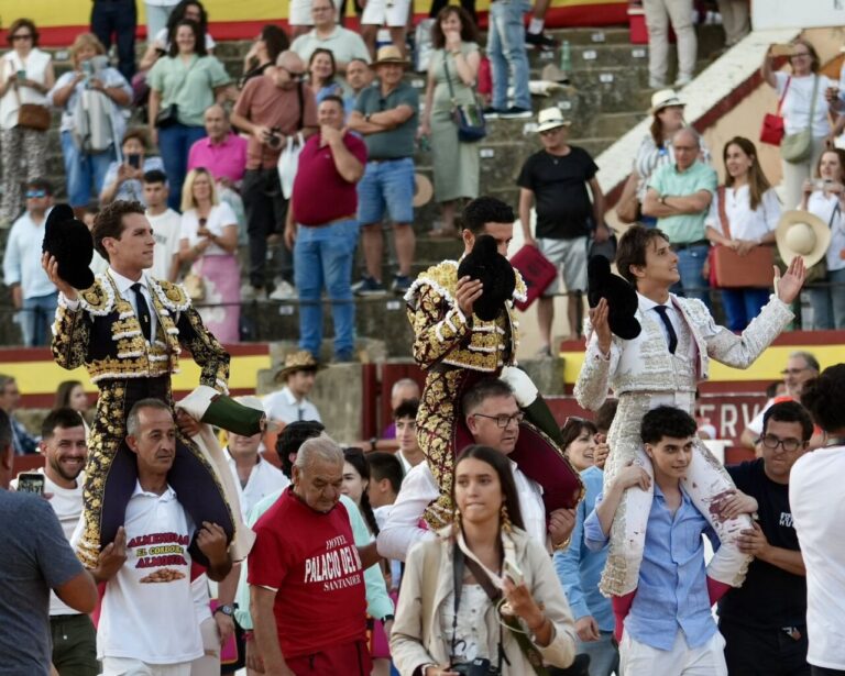 La rondeur de Ginés Marín et la tauromachie de Talavante et Roca Rey, sur les épaules de Plasencia