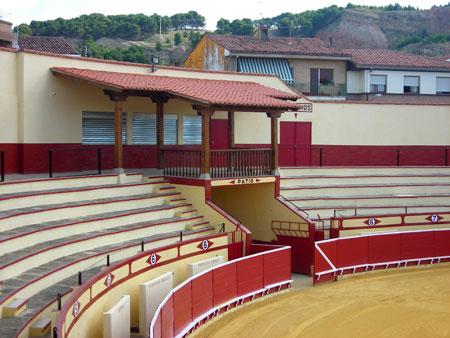 Une corrida, une corrida, à la XXVI Foire du Piquillo de Oro 2024 à Lodosa