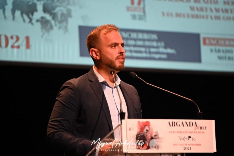 Alberto Escribano, maire d'Arganda del Rey : « Depuis le 9 septembre, 93 bouvillons et taureaux fouleront nos rues.  Ce sont des chiffres qu'il faut compter et faire connaître, car c'est difficile de maintenir quelque chose comme ça.
