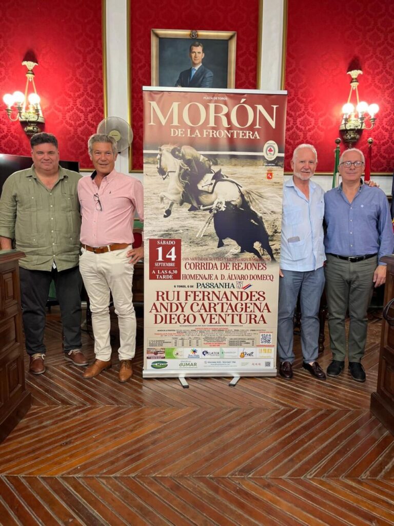 Grande affiche de rejones à Morón en hommage à Don Álvaro Domecq